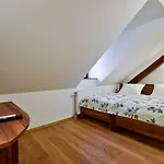 Bistra Konukevi 3*
